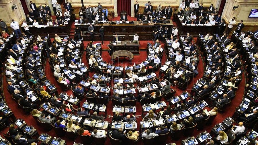 El Frente de Todos presentará hoy iniciativas legislativas para una "comunicación democrática"