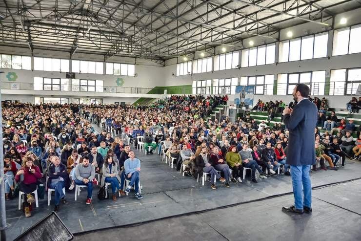 Hurlingham: Otorgan un bono de 5 mil pesos extra para los próximos tres meses