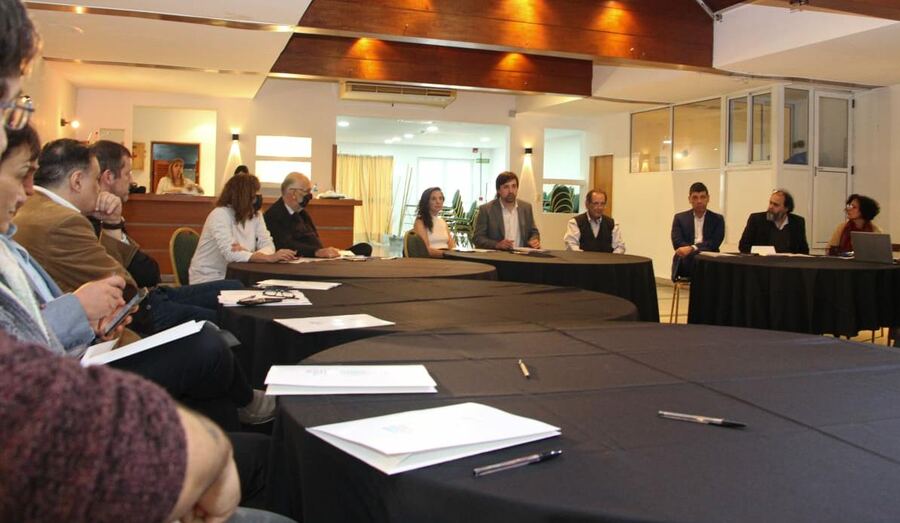 Kreplak encabezó un encuentro con autoridades de facultades de Ciencias de Salud