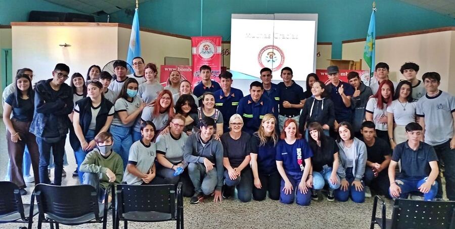 Campana: Dictaron capacitaciones en RCP y primeros auxilios a estudiantes de secundaria