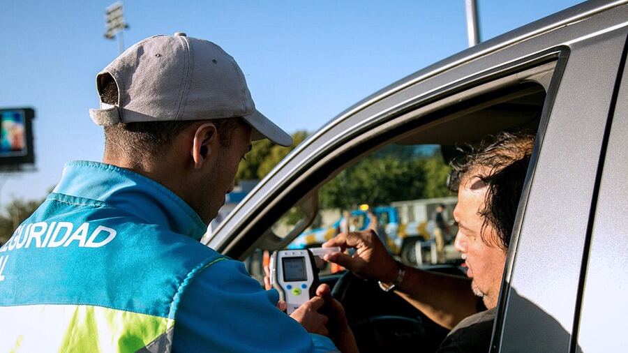 Avanza en el senado el proyecto de alcohol cero para conducir