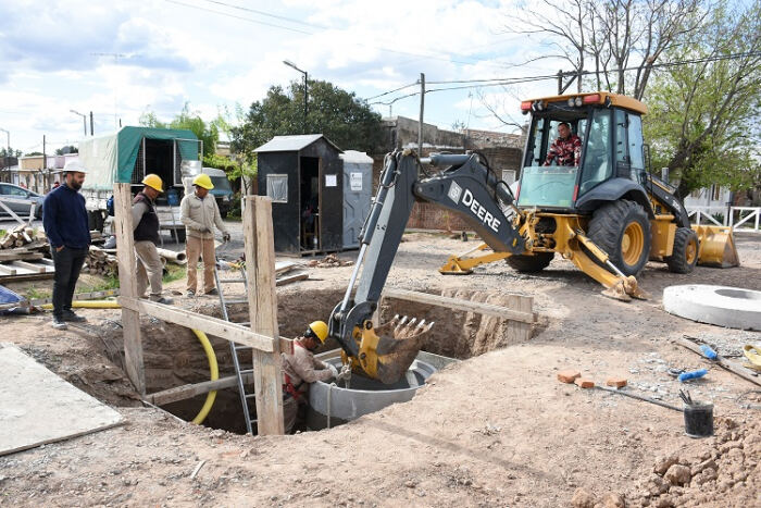 Chivilcoy: Avanzan los trabajos del colector cloacal que beneficiará a 60 mil vecinos