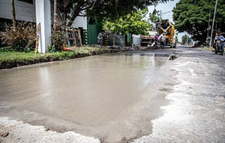 Quilmes: Continúa el bacheo en carpeta asfáltica y hormigón en los barrios