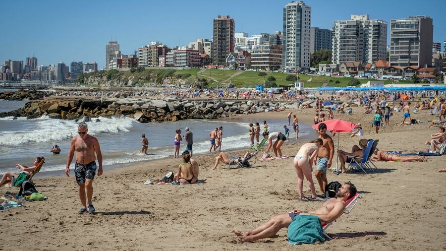 Tránsito intenso y altos niveles de reserva por el fin de semana largo