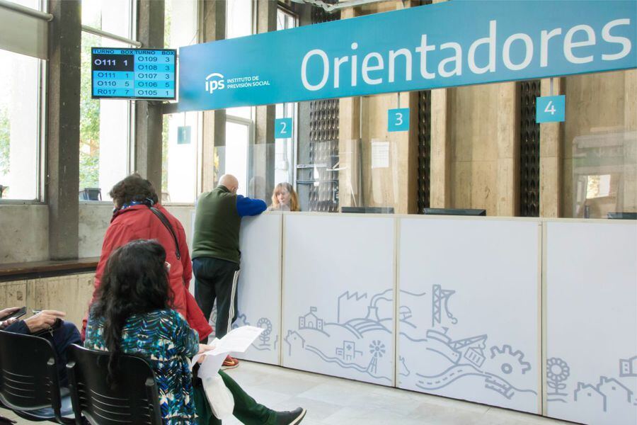 El IPS paga los haberes de Febrero