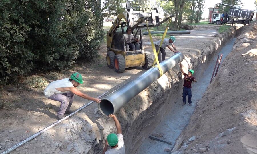 Tandil: Avanzan las obras de empalme de la nueva planta denitrificadora