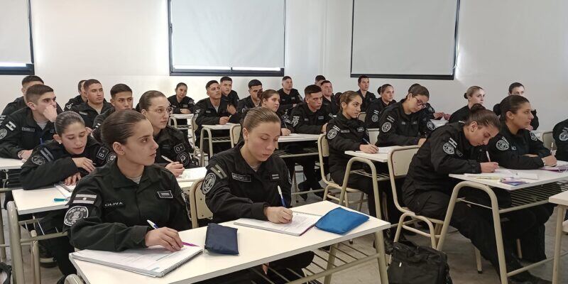 Sigue abierta la inscripción para la carrera de Oficial Penitenciario Bonaerense