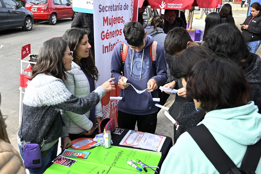 Tigre: La Comuna realizó una jornada de concientización para la prevención de la violencia en el noviazgo