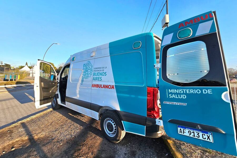 Merlo: La Provincia entregó dos ambulancias de alta complejidad