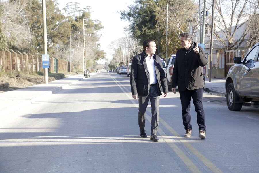Florencio Varela: Finalizan el último tramo del pavimento de la calle Juana Azurduy