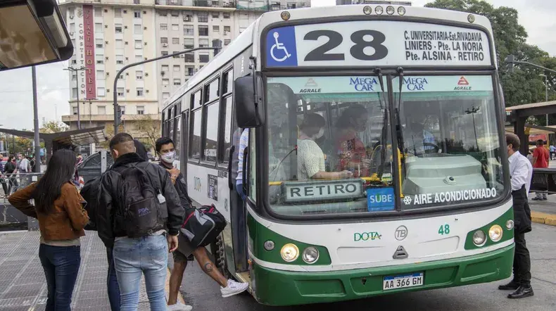 La UTA lleva adelante un paro nacional de colectivos