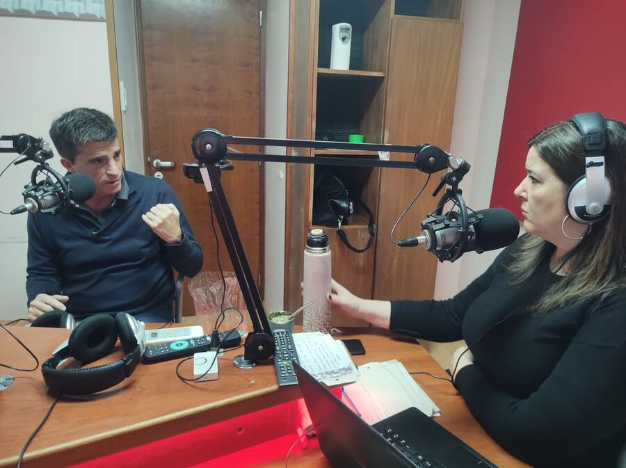 "Lo que esta haciendo Garro con los municipales es muy de Gildo Insfrán"