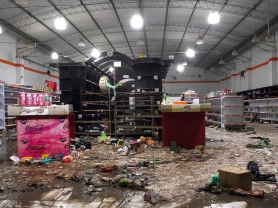 Moreno: Hay 14 personas detenidas tras 10 allanamientos en el Barrio Casasco