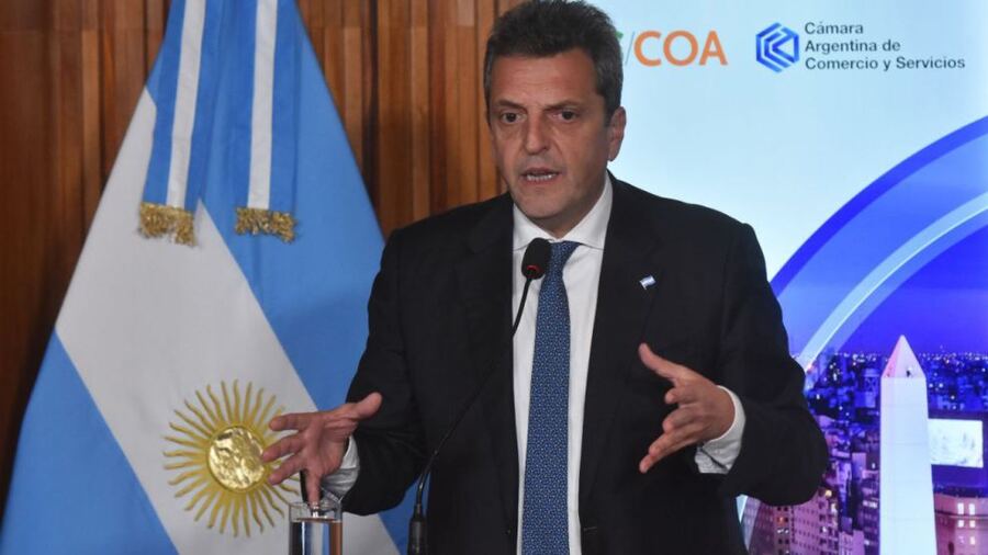 Massa anunció nuevas medidas para recomponer ingresos