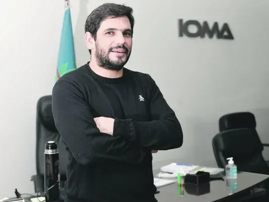 "El señor Giles se cree que está por encima de la ley y no comprende que las sentencias judiciales tienen que cumplirse"