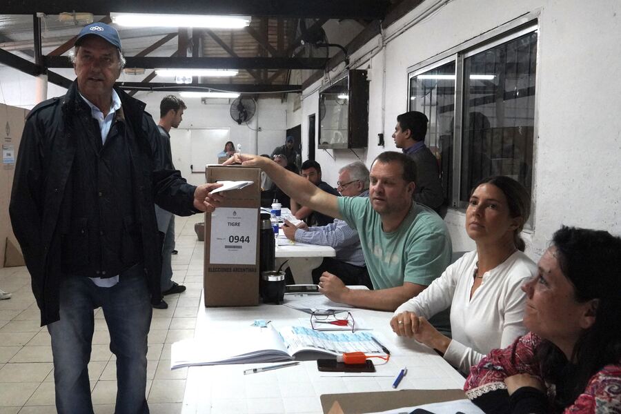Daniel Scioli:" La gente espera más certidumbre y tranquilidad”