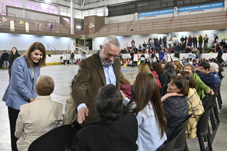 Tigre: Zamora participó de los festejos por el 60° aniversario de la EP N° 14 de General Pacheco