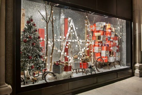 Campana: Lanza un concurso de vidrieras navideñas para fomentar el comercio local