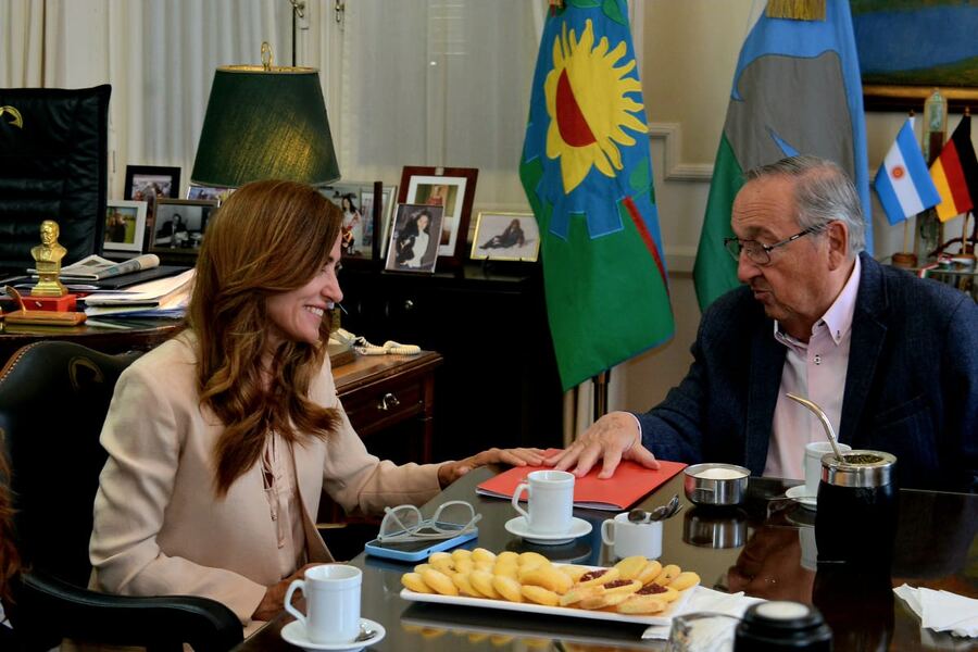 Tandil: El intendente Lunghi recibió a la ministra Victoria Tolosa Paz