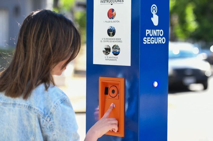 Vicente López: El municipio instaló más de 175 Puntos Seguros en todo el partido