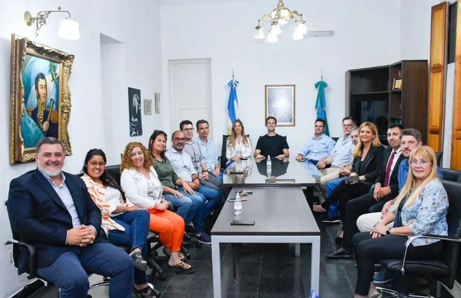 San Vicente: El intendente Mantegazza presentó al nuevo gabinete