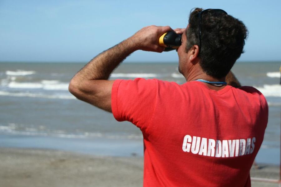Necochea: Guardavidas comenzaron un paro por tiempo indeterminado