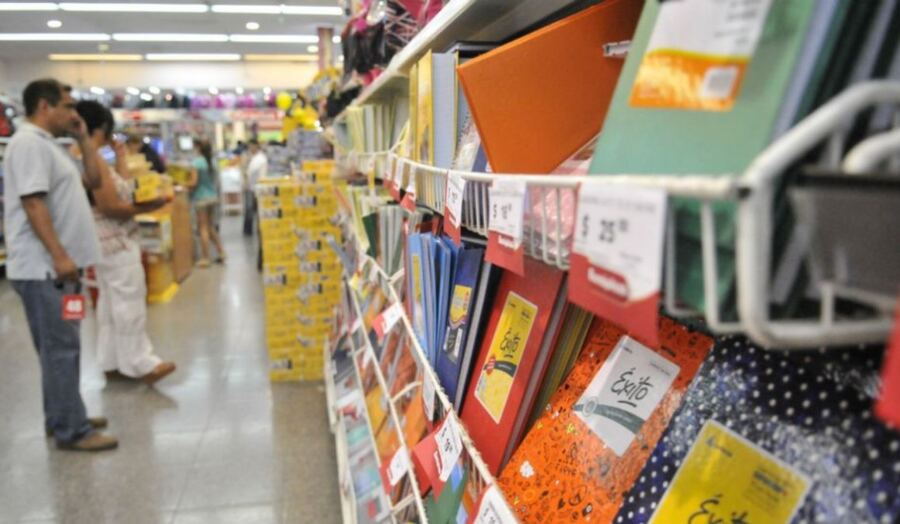 La Canasta Escolar cuesta un 450% más que el año pasado