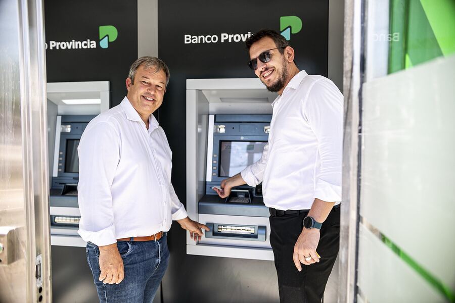 Almirante Brown: Inauguran un nuevo cajero automático en Glew