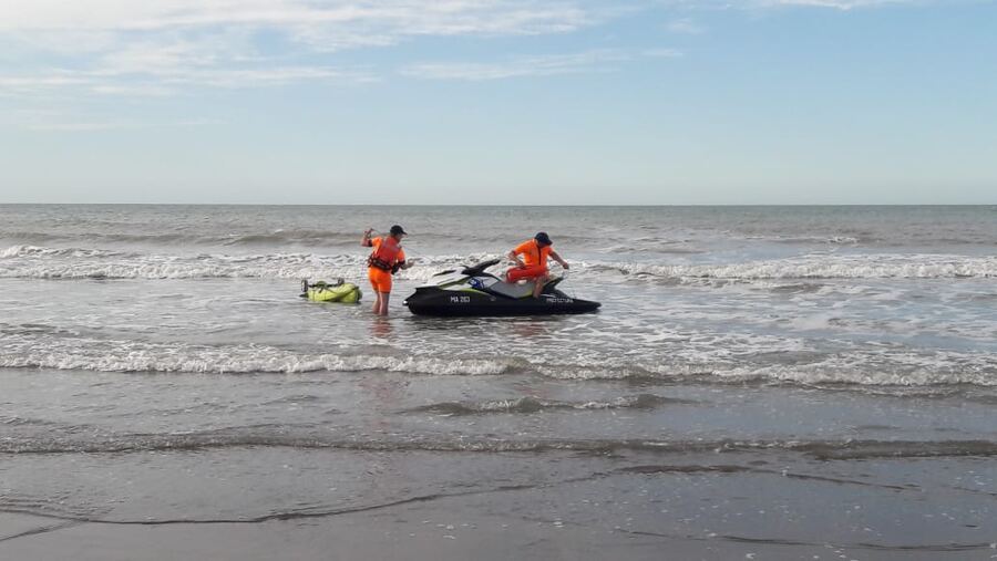 Monte Hermoso: Encontraron sin vida el cuerpo del joven que había desaparecido en el mar