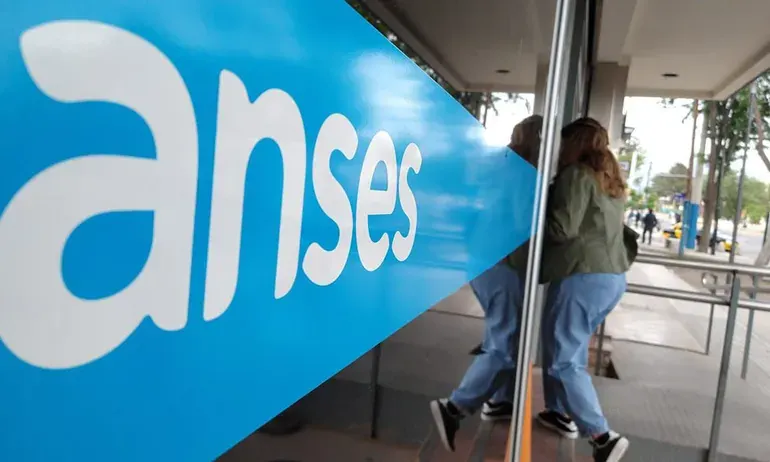 La ANSES informó quienes cobran hoy las jubilaciones y pensiones
