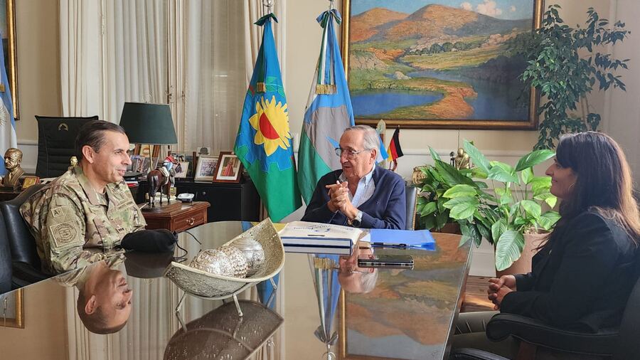 Tandil: Lunghi recibió al flamante responsable de la Primera Brigada Blindada