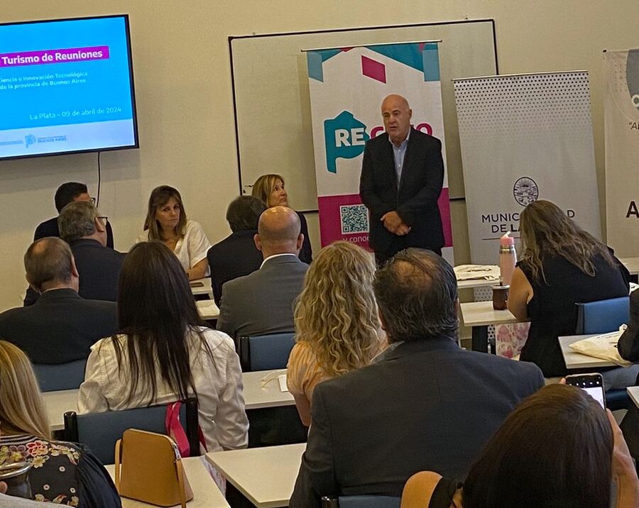 La Plata: El municipio se presenta como sede de Turismo de Reuniones