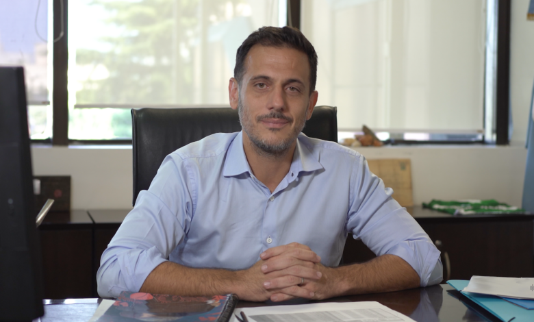 Lanús: El municipio anunció un aumento salarial del 30% a los municipales