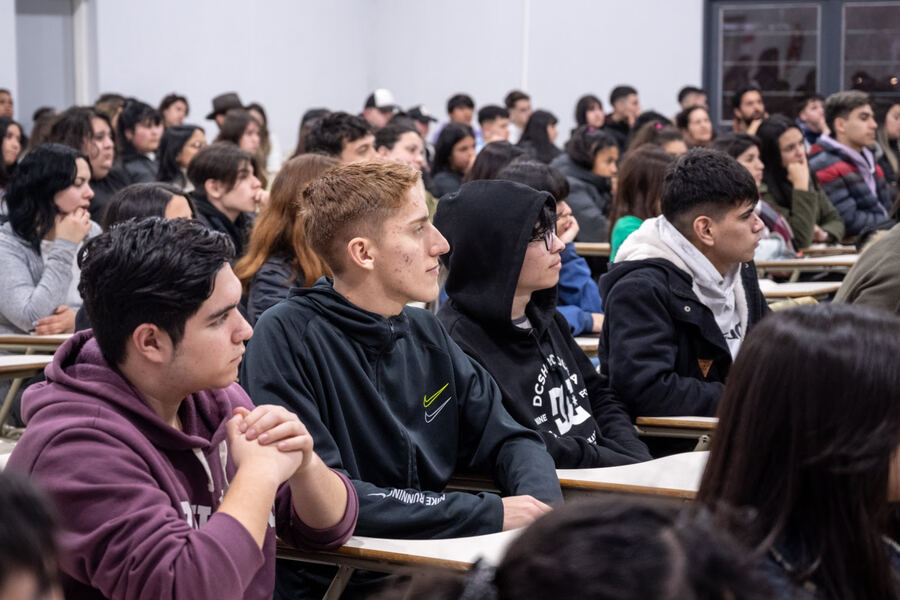 Tigre: El municipio ofrece talleres de primer empleo para jóvenes