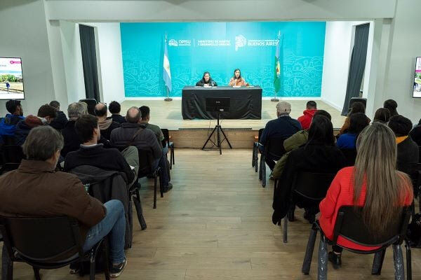 Escobar: Se licitó la pavimentación de más de 100 cuadras en el distrito
