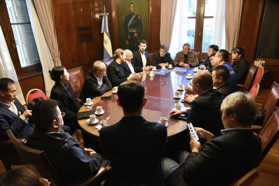 La Plata: Acuerdan proyectos con autoridades Chinas para la generación de empleo