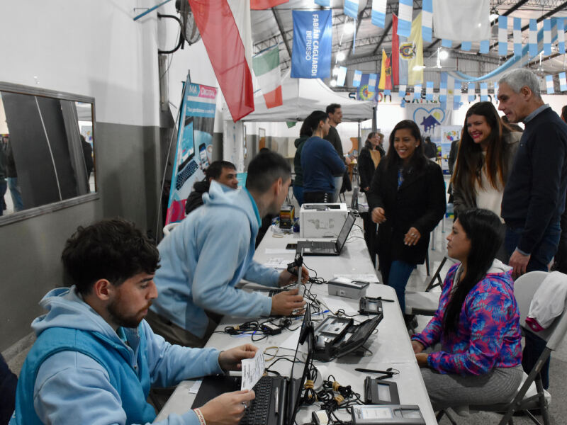 La Provincia completó 231.997 trámites registrales durante el mes de octubre