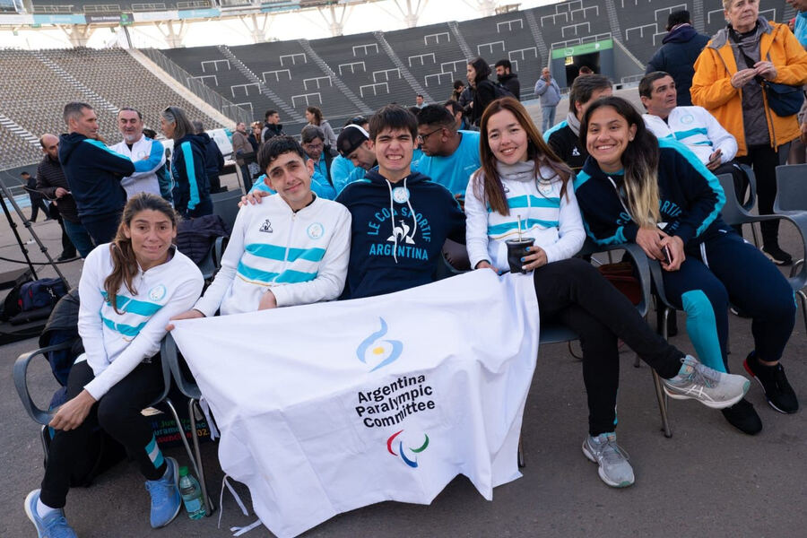 La Provincia recibió la antorcha de los Juegos Paralímpicos París 2024