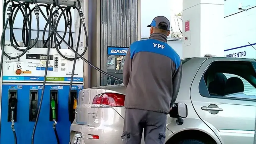 Llega un nuevo aumento de combustibles
