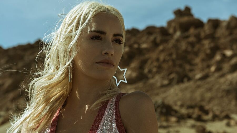 Llega "Sky Rojo", la serie de Netflix realizada por los creadores de "La casa de papel"
