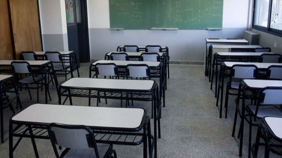Docentes porteños cumplen noveno día de paro e insisten que presencialidad pone en peligro la salud