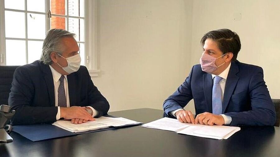 Fernández se reunió con Trotta para analizar la “presencialidad administrada” en los colegios