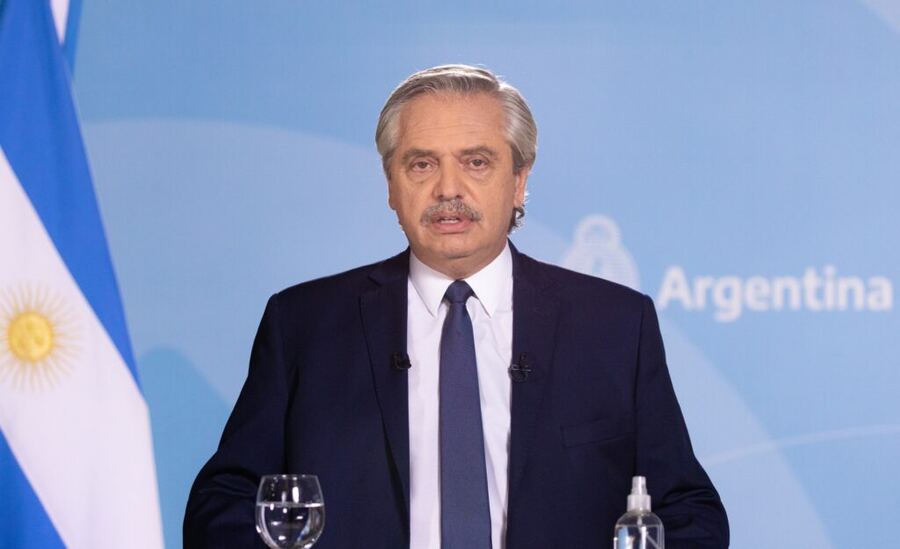 Fernández anunció que se mantienen las mismas restricciones en el AMBA
