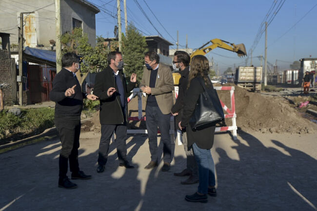 En Escobar y Mercedes, Simone recorrió obras con De Pedro, Arroyo y Katopodis