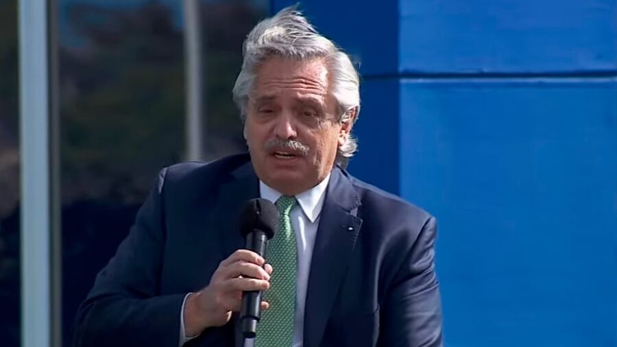 Fernández aseguró que seguirá cuidando la salud de la gente: “Dicten las sentencias que quieran”