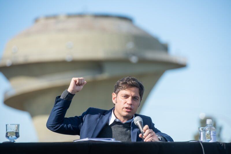 Kicillof anunció obras de agua en Bahía Blanca