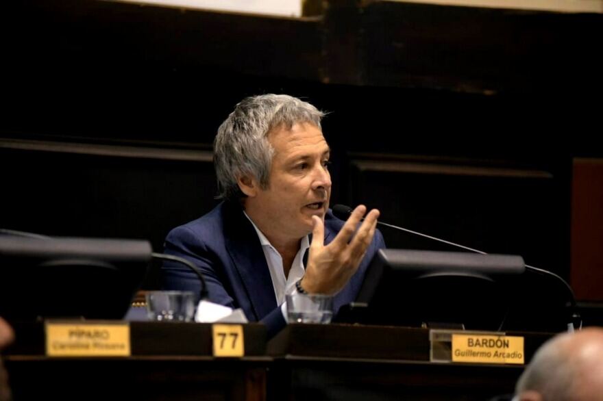 Bardón: “Es un disparate que Kicillof prohíba la venta de test de coronavirus en las farmacias”