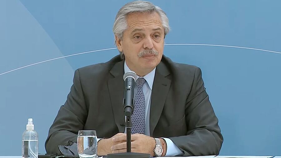 El presidente lanzó un proyecto de ley para jerarquizar la enfermeria