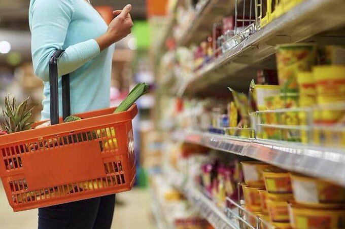 En julio una familia necesitó $ 67.576 para no ser pobre, según el INDEC