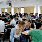 Los estudiantes universitarios aumentan 7% sus salarios al graduarse